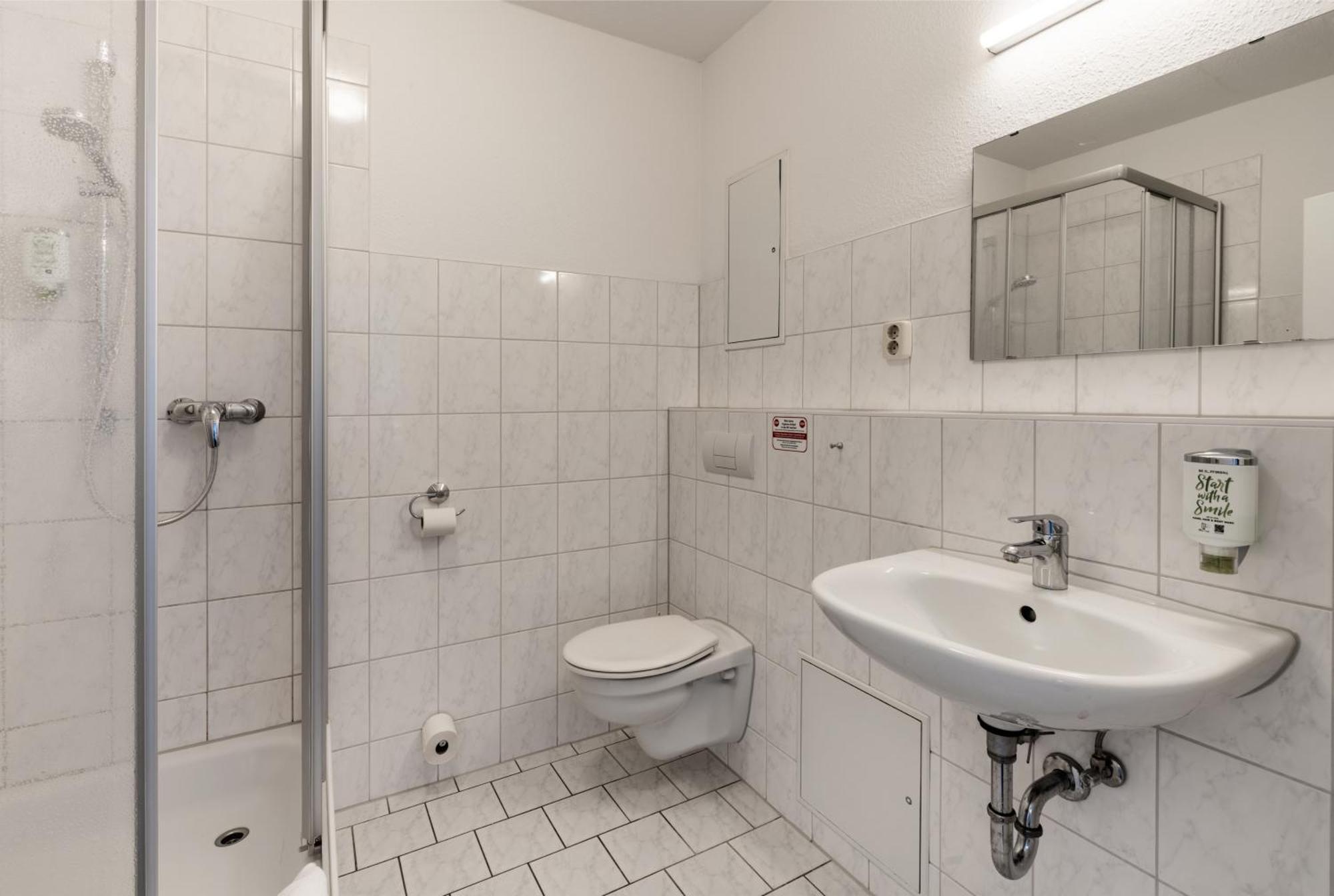 Hotel & Gaestehaus Rostock Luetten Klein Εξωτερικό φωτογραφία