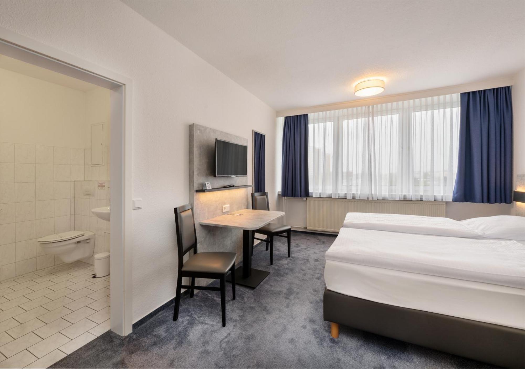 Hotel & Gaestehaus Rostock Luetten Klein Εξωτερικό φωτογραφία