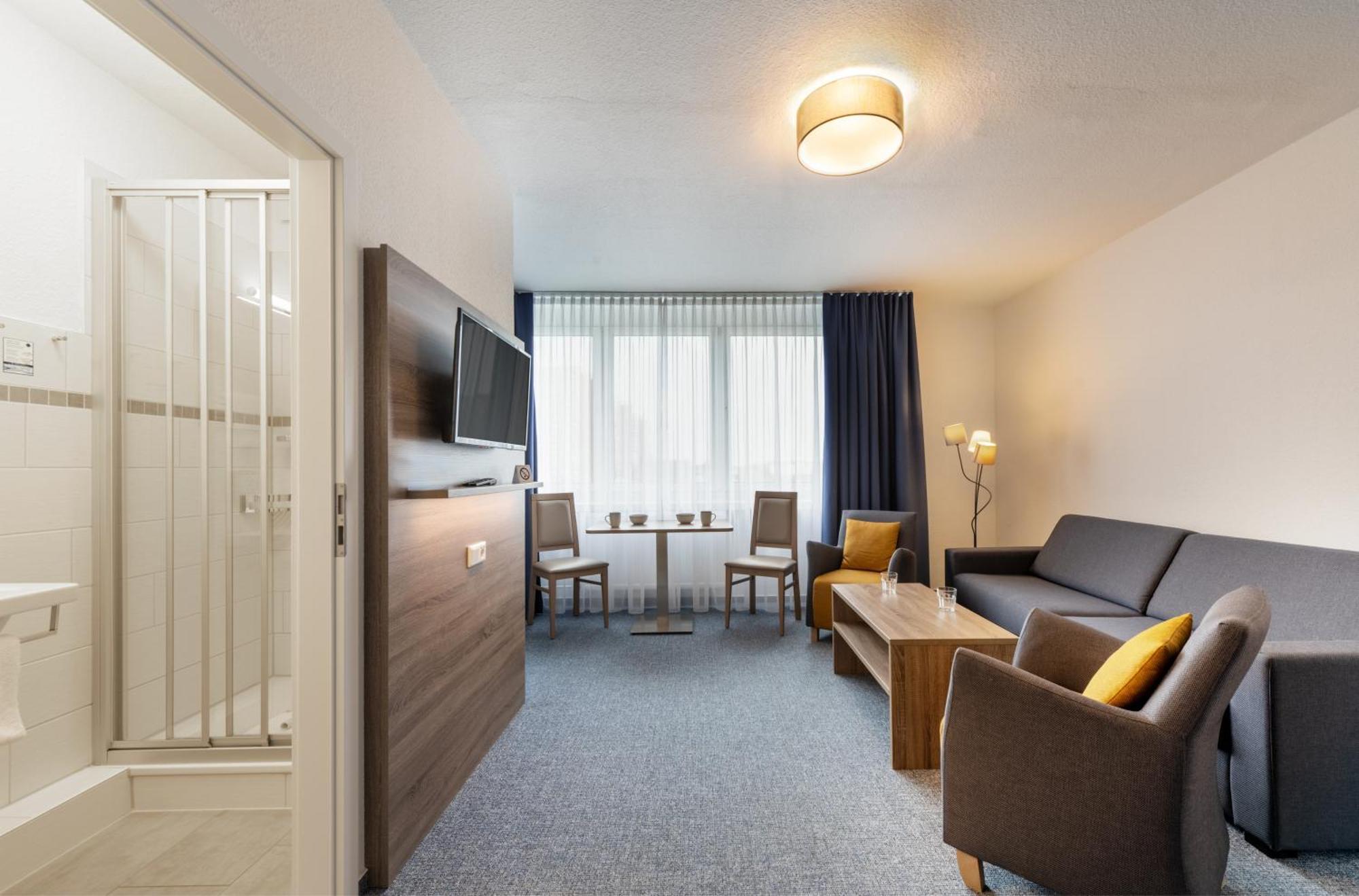 Hotel & Gaestehaus Rostock Luetten Klein Εξωτερικό φωτογραφία